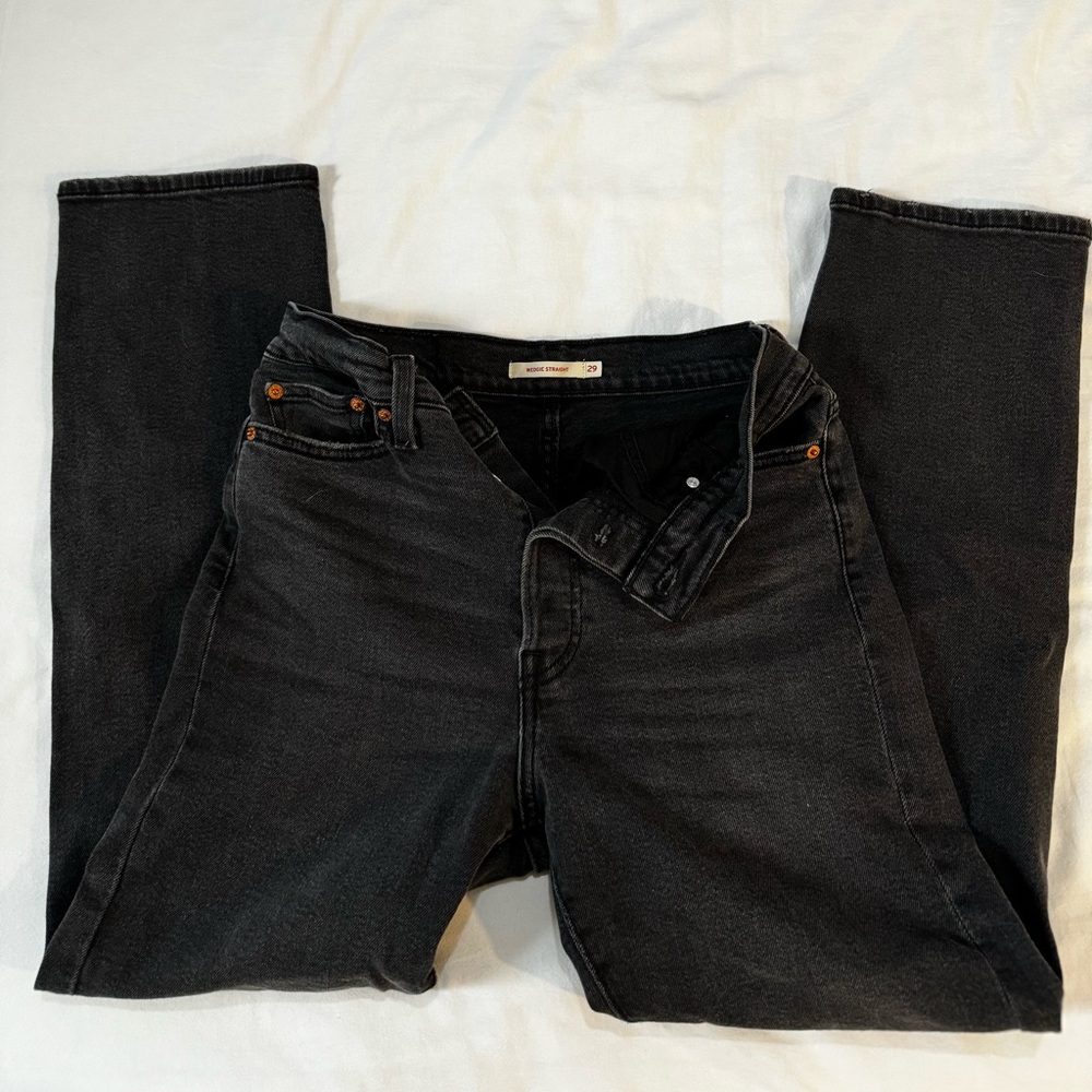 Levi’s Wedgie Straight Black Jeans